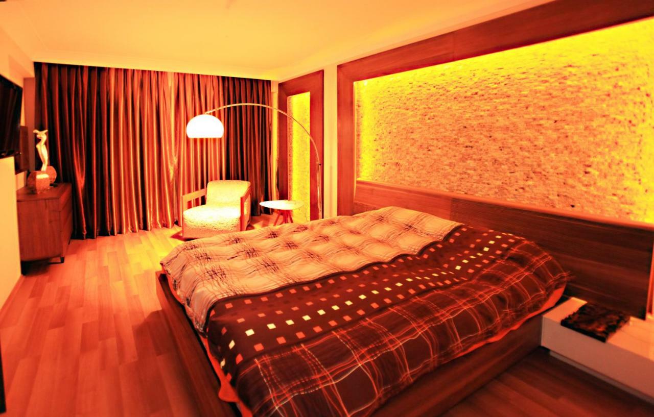 Paradise Town Villa Premium Белек Екстер'єр фото